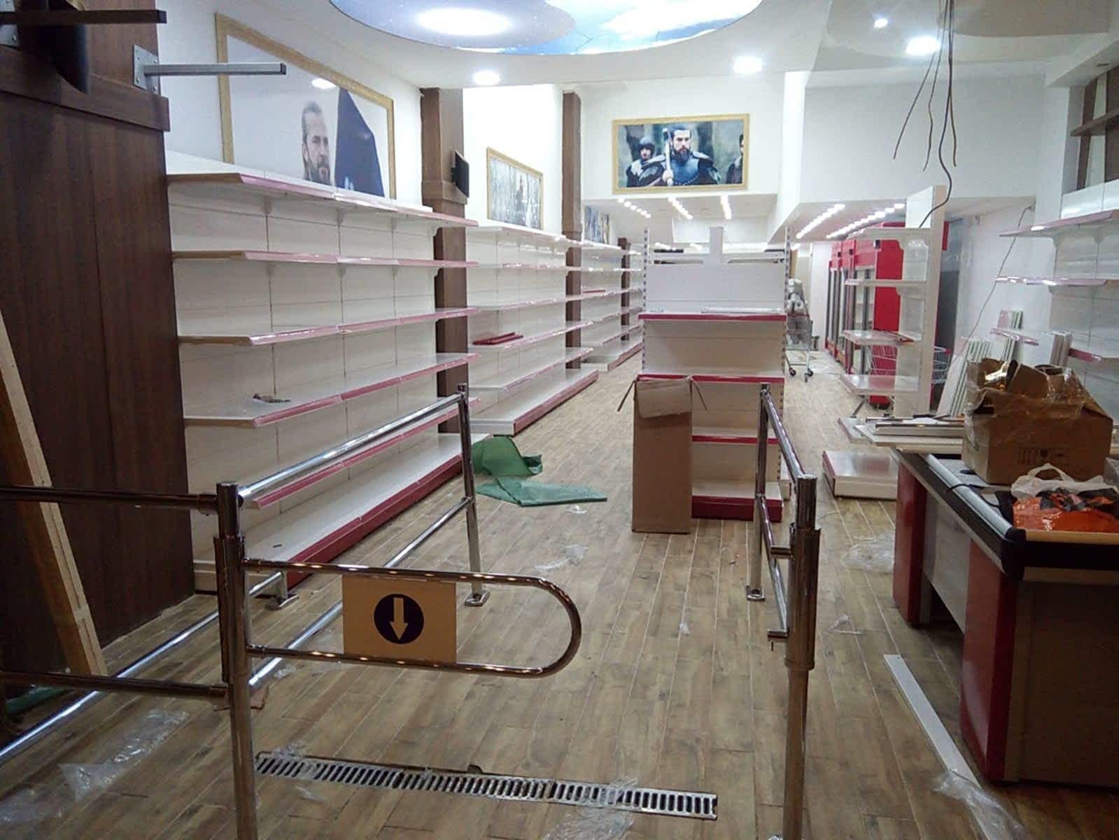 Market Raf Sistemleri